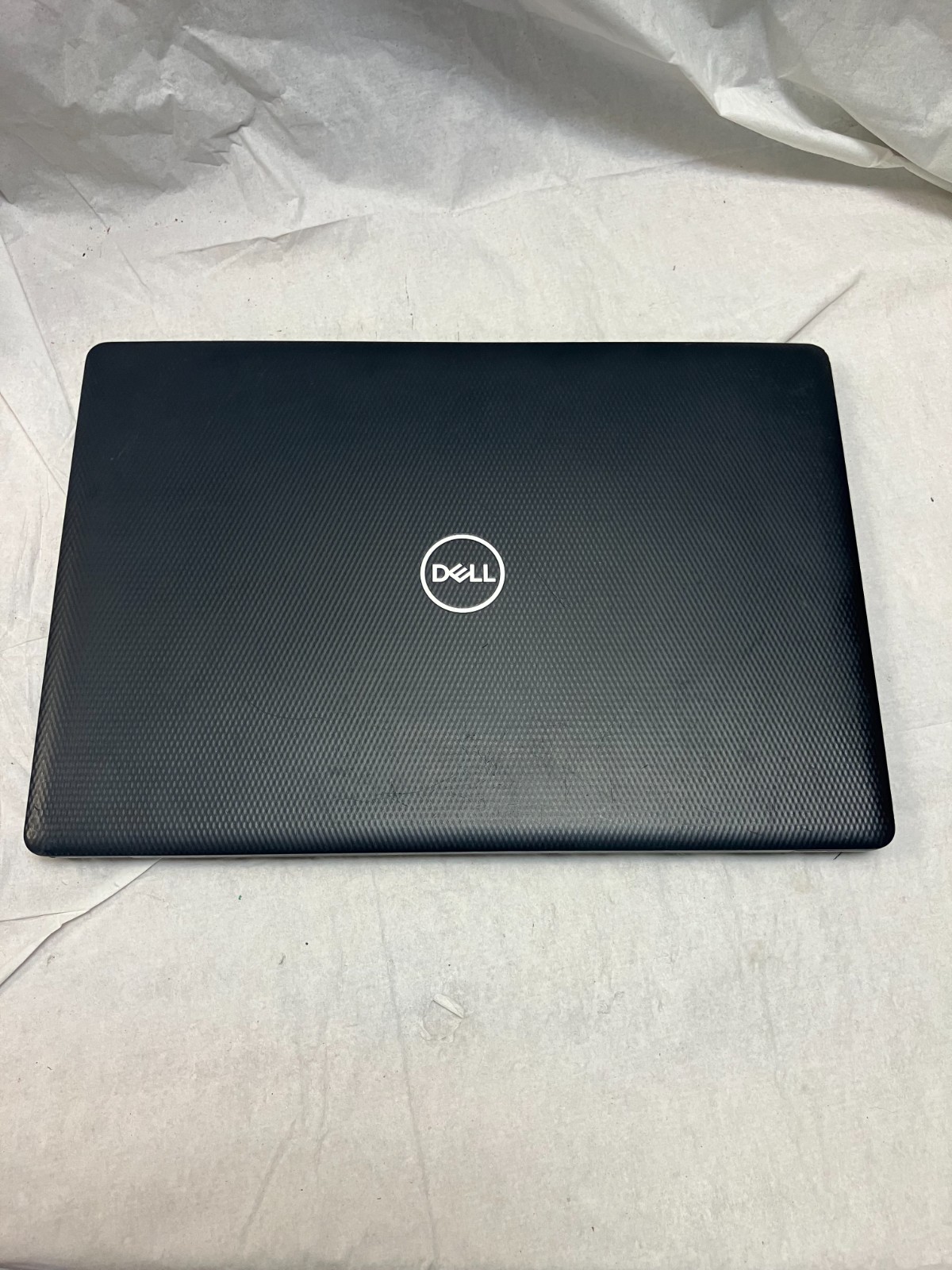 Dell Inspiron 3595 15.6″ AMD A9-9425 Radeon R5 no SSD no Ram FOR PARTS