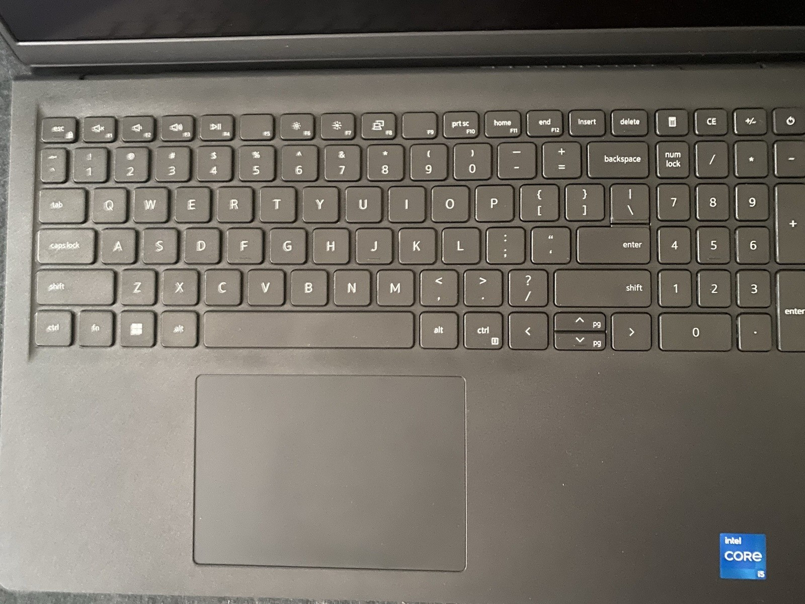 Dell Inspiron 15 3530 15.6″ i5-1334U 32GB DDR4 1TB SSD Windows 11 PRO