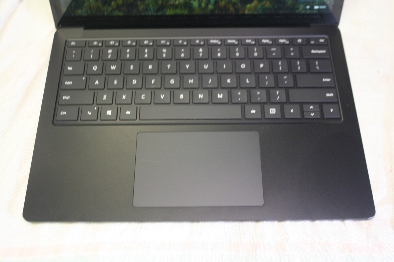 Microsoft Surface Laptop 3 13.5″ Touch Intel i7-1065G7 16GB 256GB SSD – Black