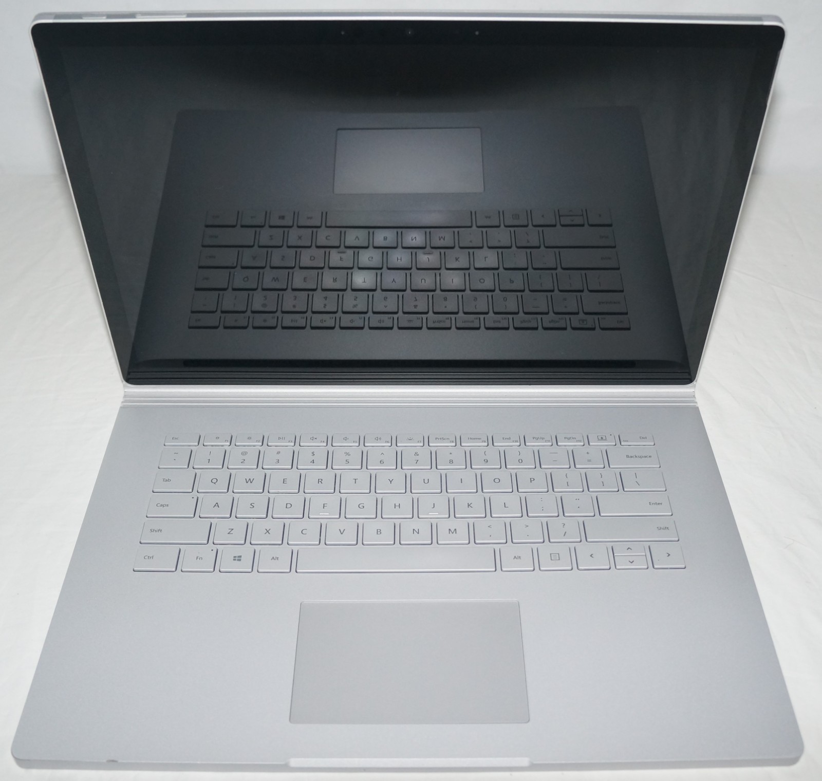 Microsoft Surface Book 2 Intel i7-8650U/16GB/512GB/GTX 1060/15″ TouchScreen 2in1