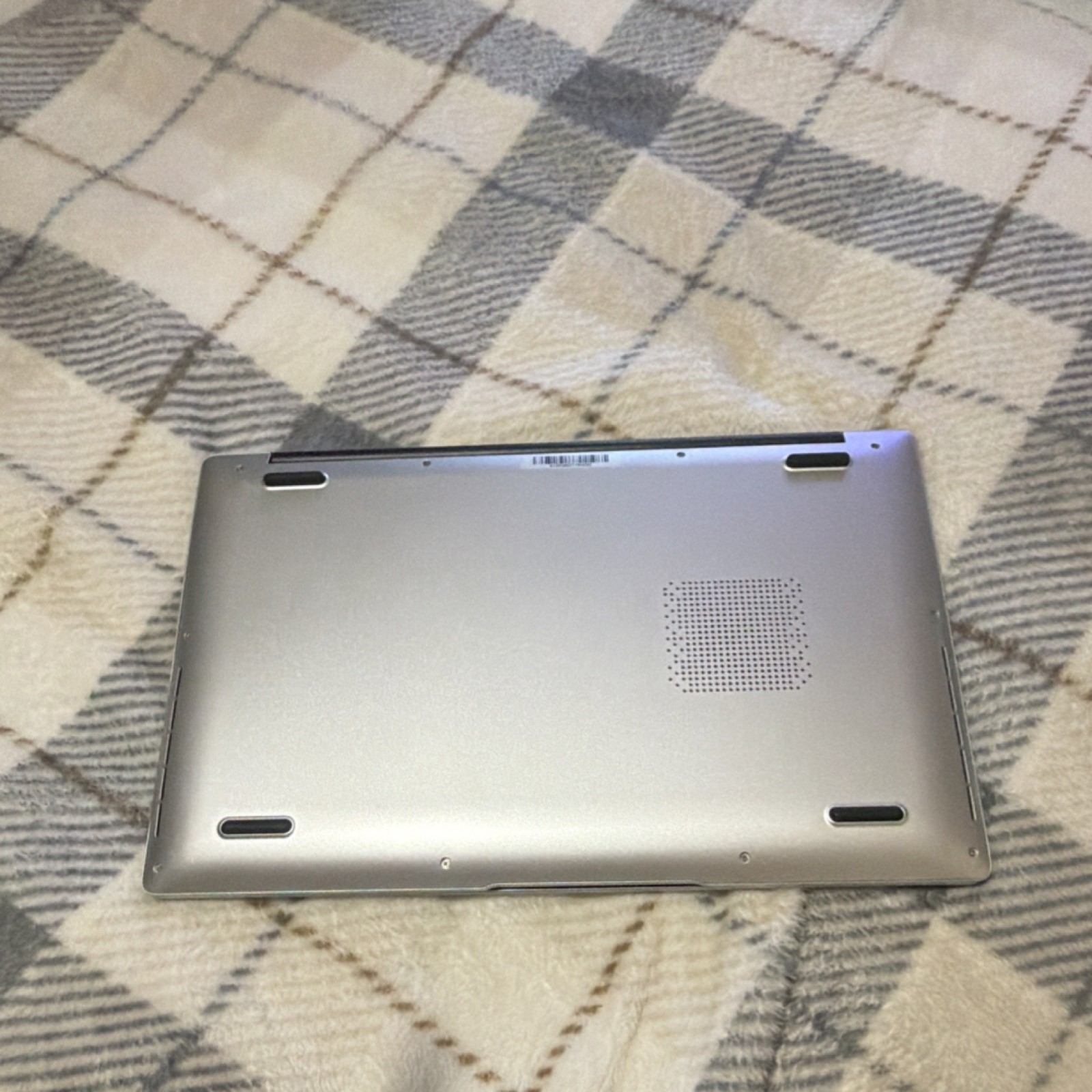 Jumper Silver Notebook Laptop HDMI USB MicroSD Webcam Microphone