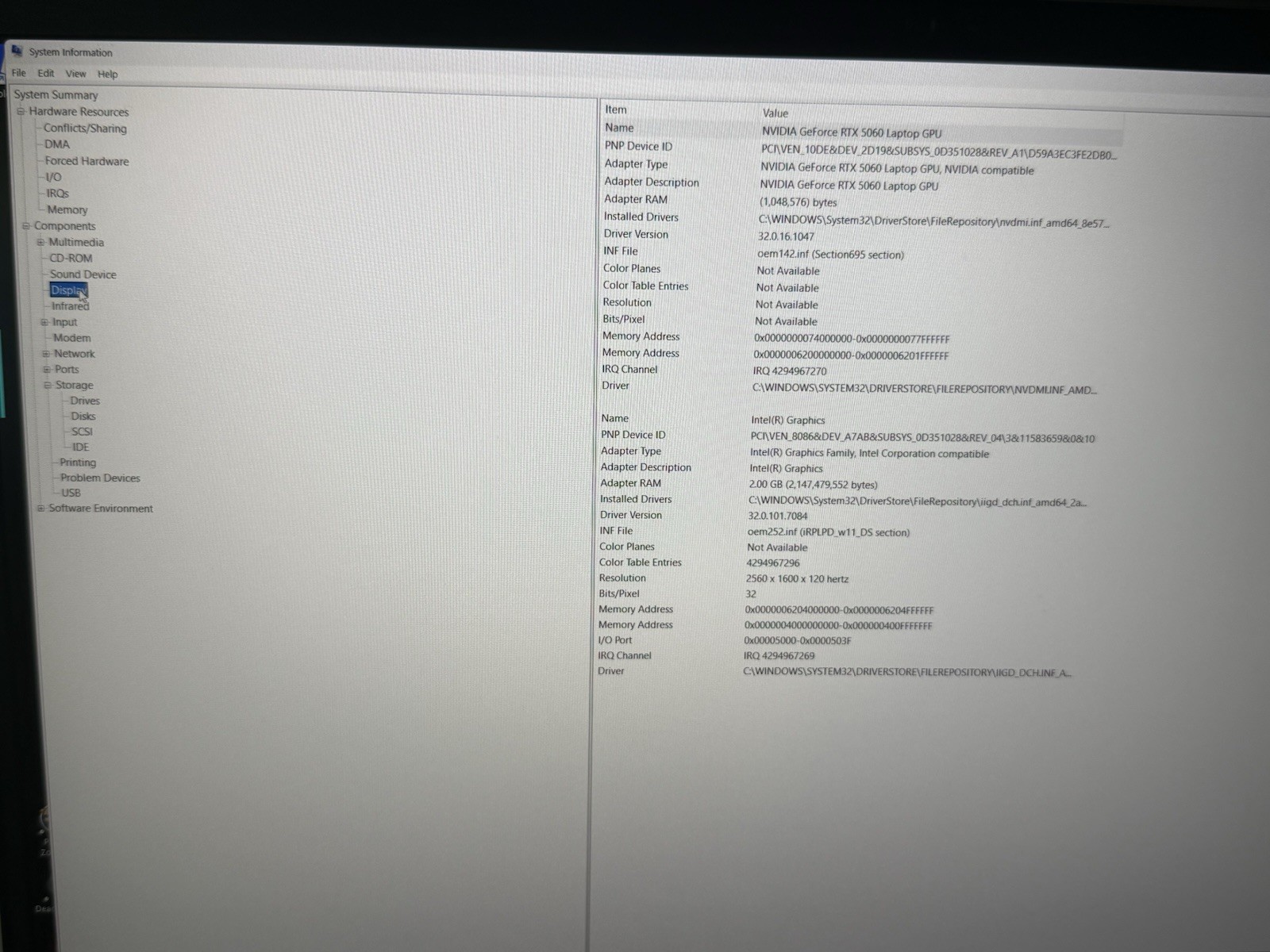 Alienware 16 Aurora Gaming Laptop, Excellent Condition, RTX 5060,Extras Included