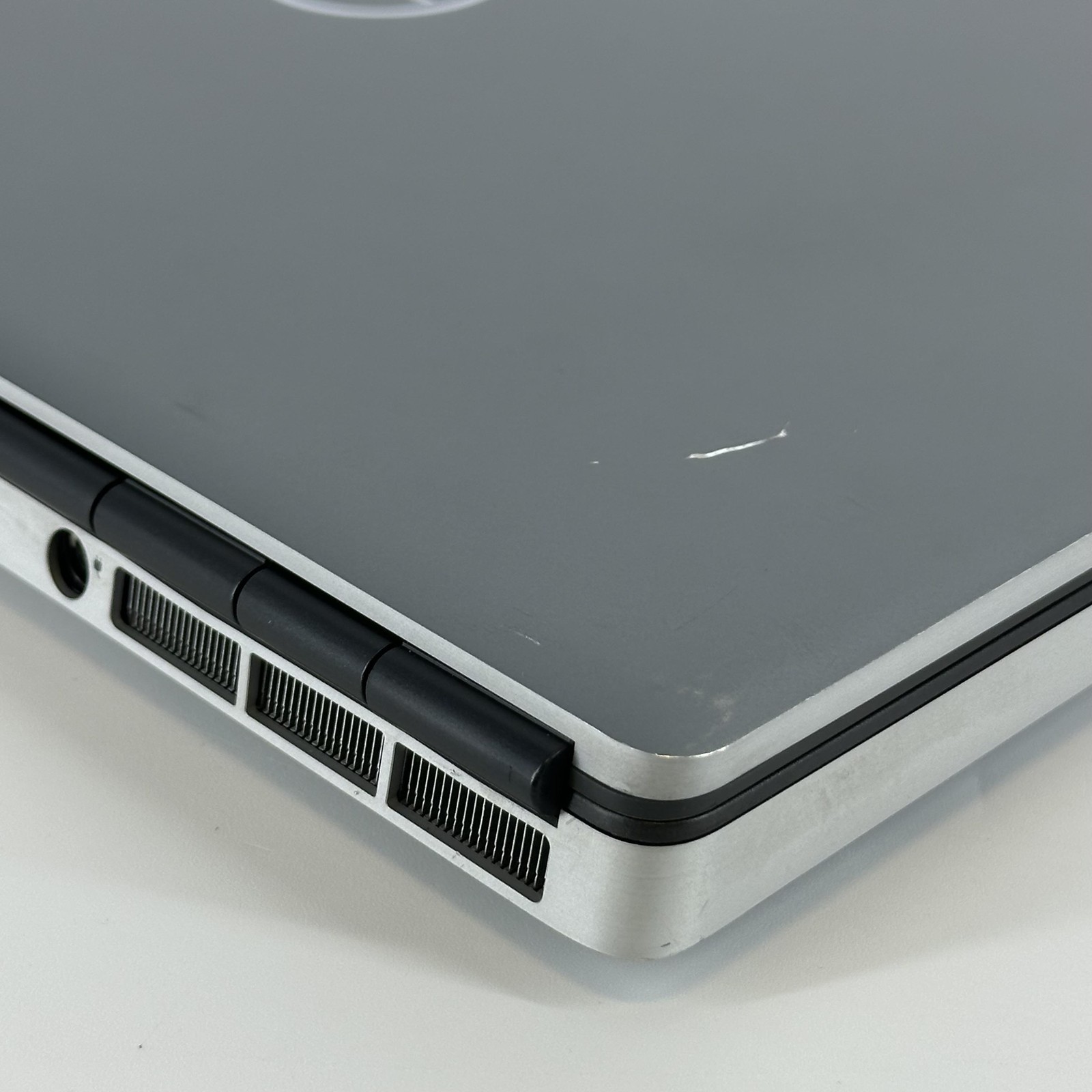 Dell Precision 7560 15.6 FHD i9-11950H 2.60GHz 32GB 1TB SSD RTX A2000 Good