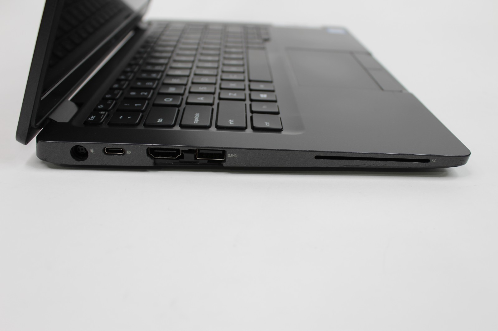 Dell Latitude 5300 | i5-8365U@1.60GHz | 256GB/16GB | No OS/Charger | Screen DMG