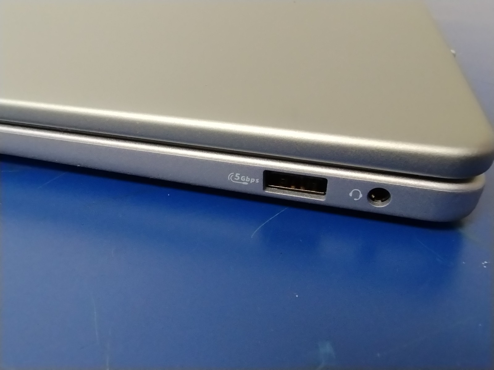 DELL 16 DB16250 VPVXG, Intel Core Ultra 9 288V, 3.30 GHz, 32 GB RAM, 1 TB NVMe