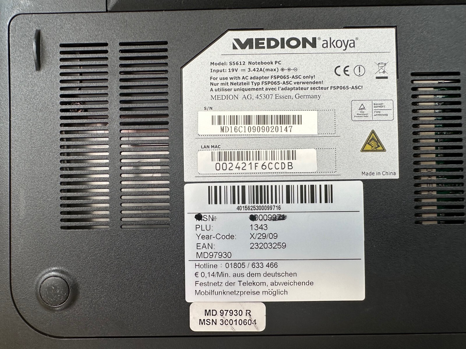 Medion Akoya S5612 MD97930R Intel Core U4100 1.30GHz 4GB RAM No HDD Used