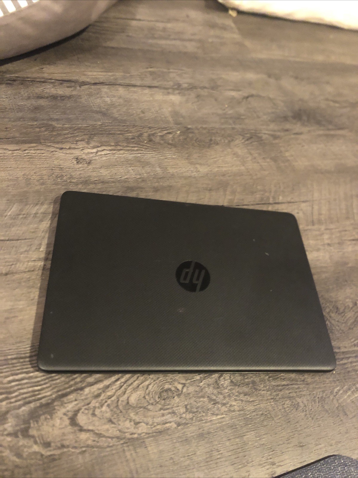 Hewlett Packard Chromebook 128gb Storage 16 gb Ram Intel Celeron With Charger