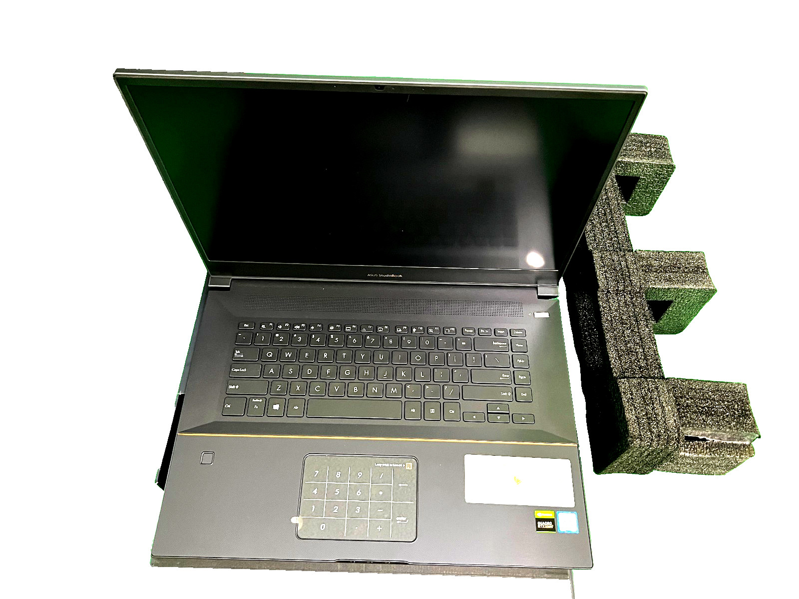 ASUS ProArt StudioBook Pro Laptop W700G Xeon E-2276M 32GB RAM – 2x 1 TB SSD – OB