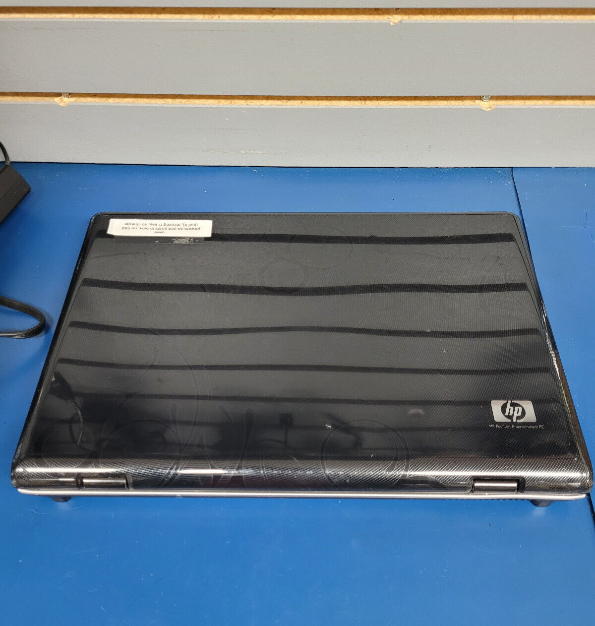 HP DV9812US Laptop AMD TURION 64 X2 @2.00 GHz 3GB RAM NO HDD