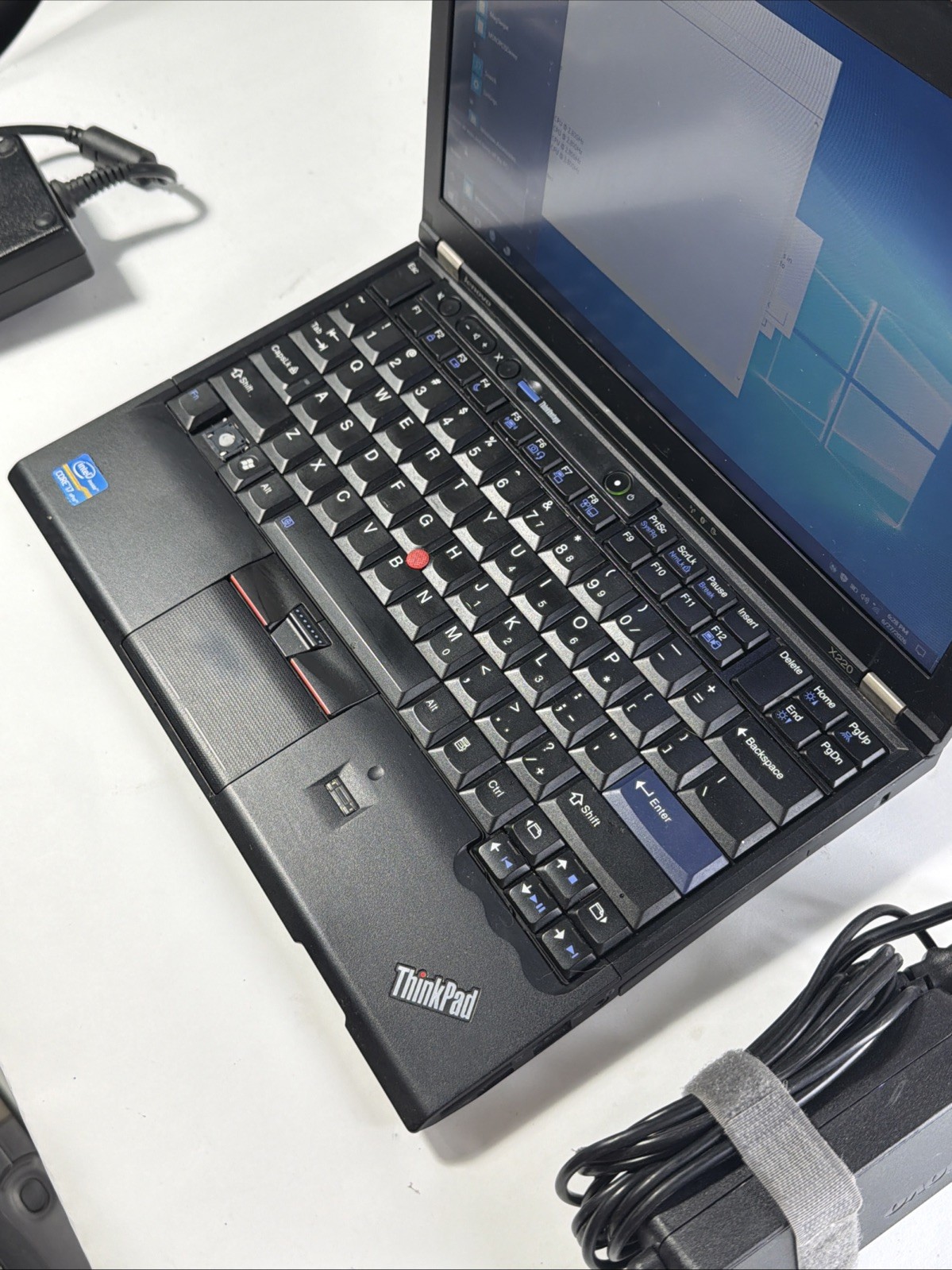 Lenovo ThinkPad X220 12.5” Laptop i7-2640M 2.80GHz 6GB RAM 128GB SSD Win 10 READ