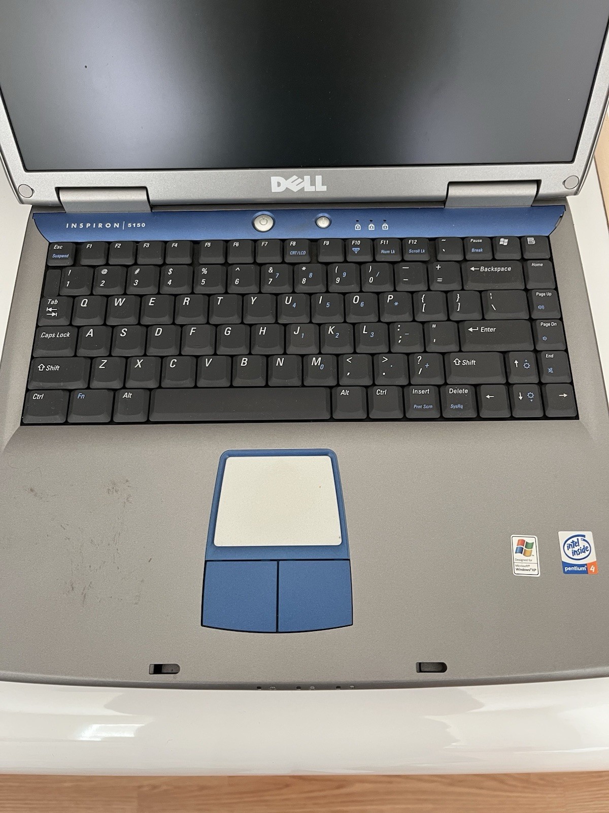 Dell Inspiron 5150 Laptop Intel Pentium 4 **DOES NOT TURN ON – FOR PARTS ONLY **