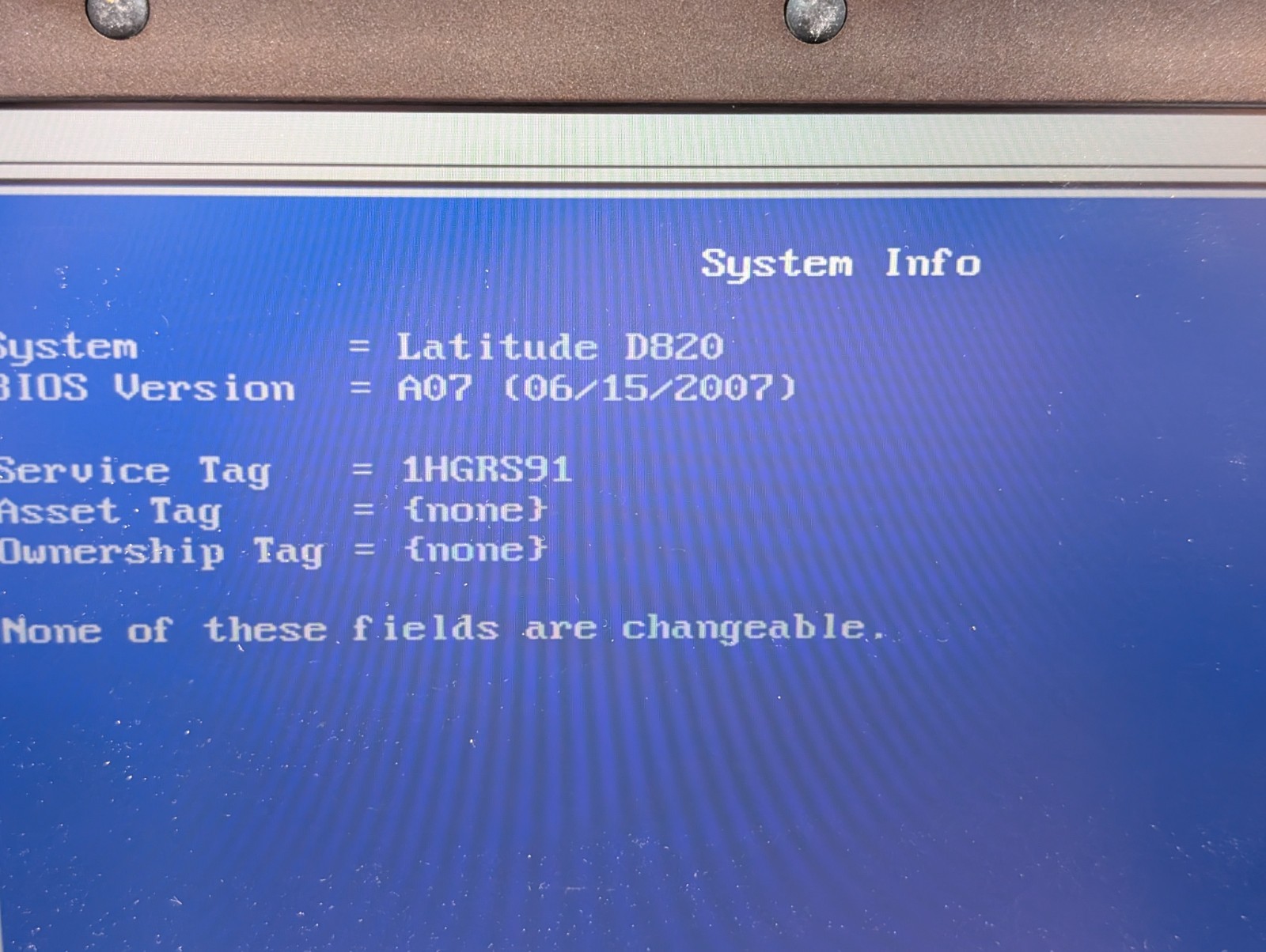 Dell Latitude D820 Model PP04X Intel Core Duo 2GB RAM Laptop PC Computer NO HDD