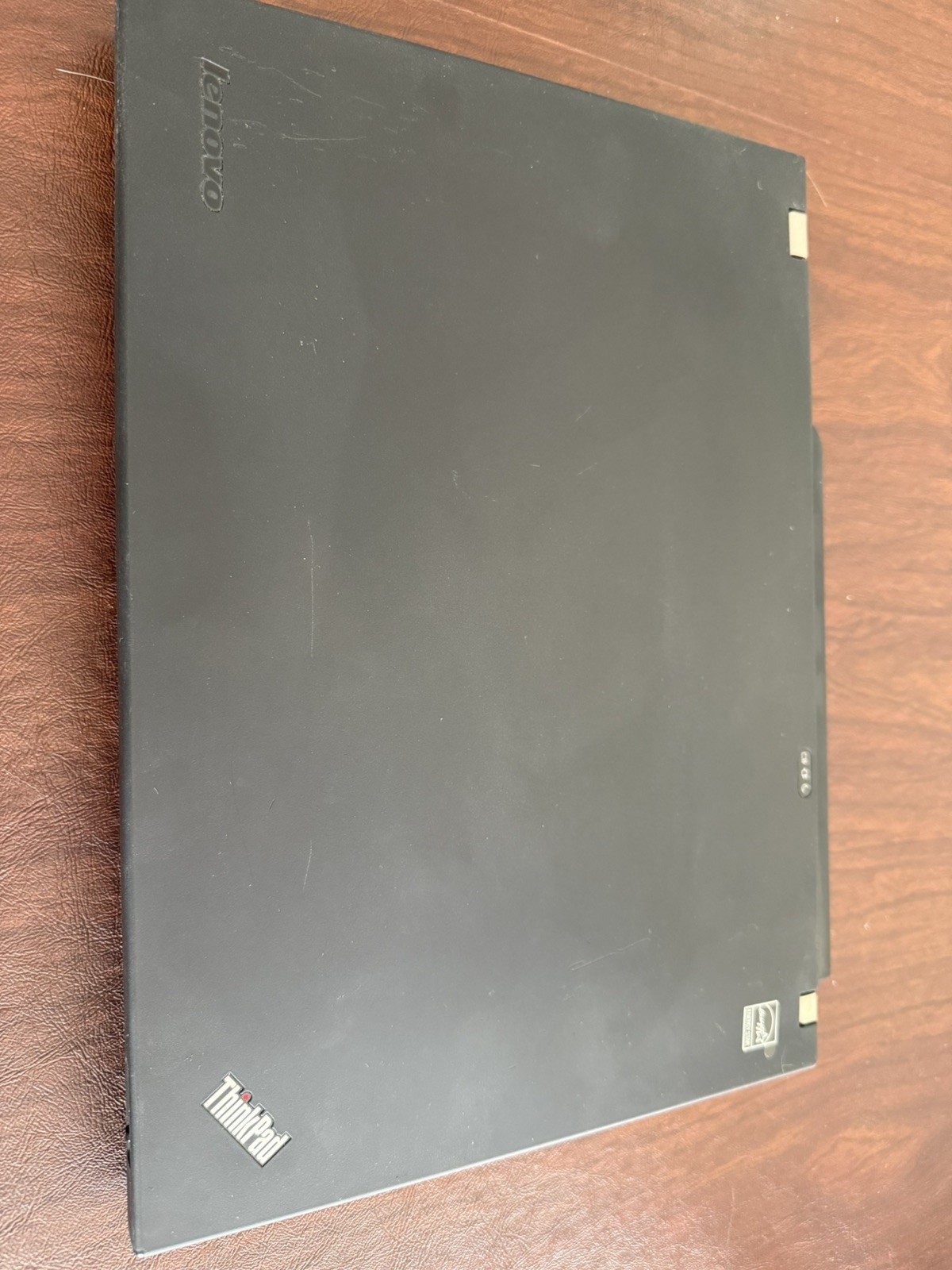 Vintage Lenovo ThinkPad T400 – C2D P8400, 2GB RAM, 240GB SSD, 90W AC