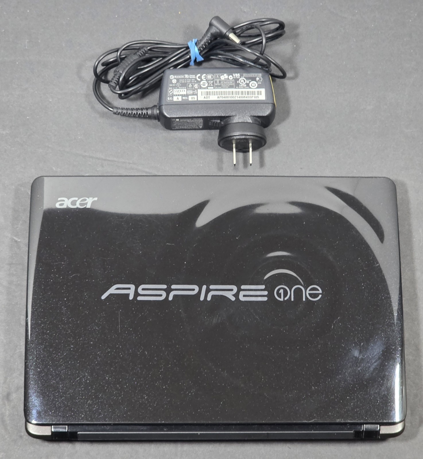 Acer Aspire One 722-0825 10.1″ NetBook C-60 – 4GB – 320GB – Win7 Tested Working