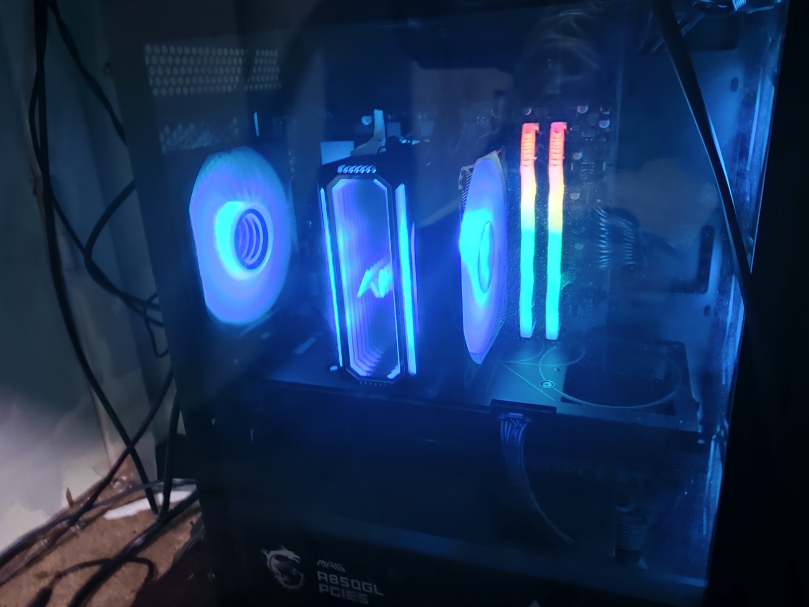 High-End Gaming Desktop (4080 Super, 32GB DDR5 RAM, Ryzen 7 7800X3D, 1TB SSD)