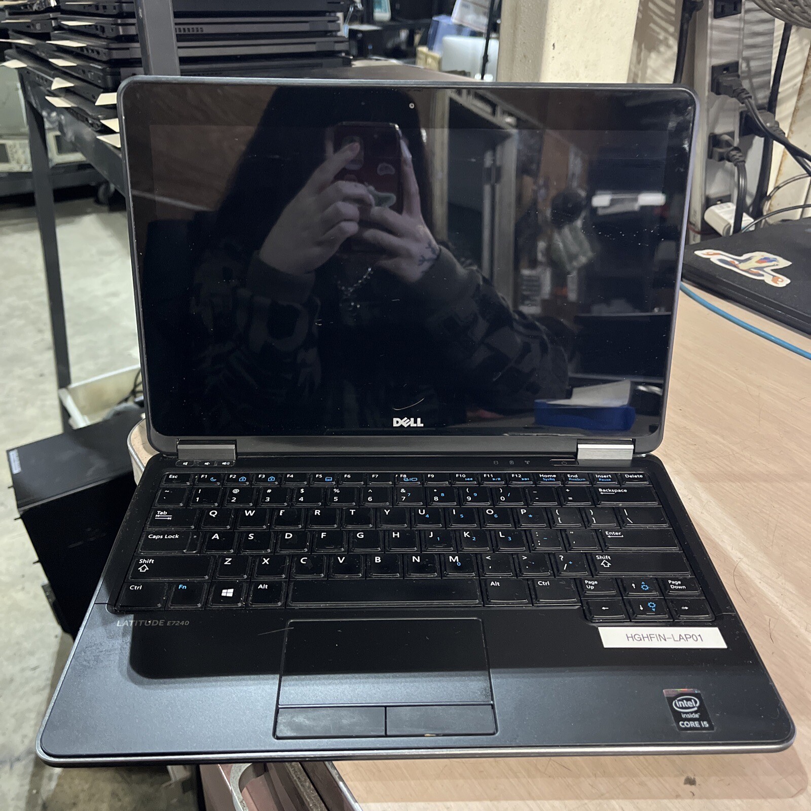 DELL LATITUDE E7240 INTEL CORE I5-4210U 1.70GHZ 8GB RAM NO HD