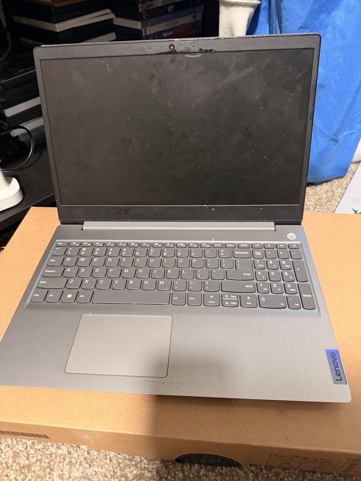 Lenovo Ideapad 3 NO CHARGER