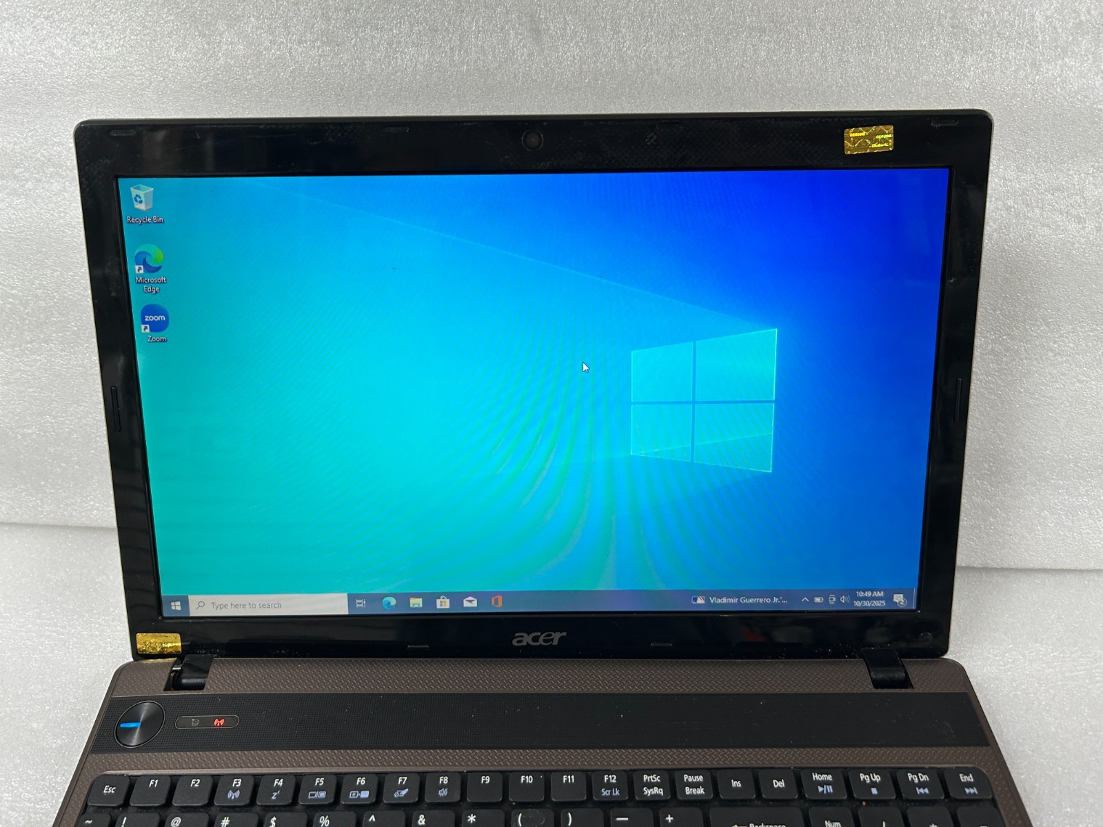 Genuine used Acer Aspire 5552-5498 Laptop Complete SCREEN ASSEMBLY Tested