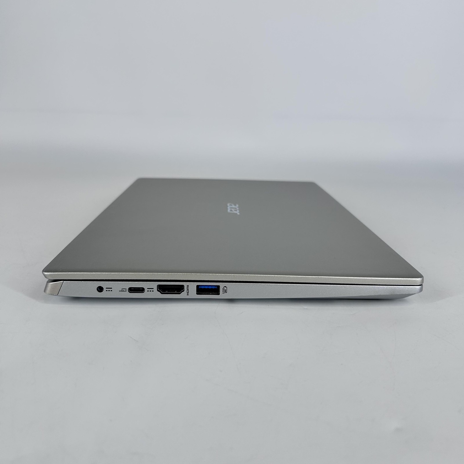 Acer Swift X 14 FHD 1.9 GHz Ryzen 7 5800U 16GB 512GB SSD RTX 3050 Ti Good