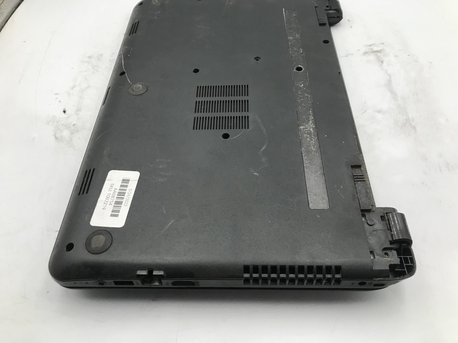 HP PAVILLION 15 – FOR PARTS/REPAIR – AMD E SERIES – NO RAM – READ DESCRIP – BB!!