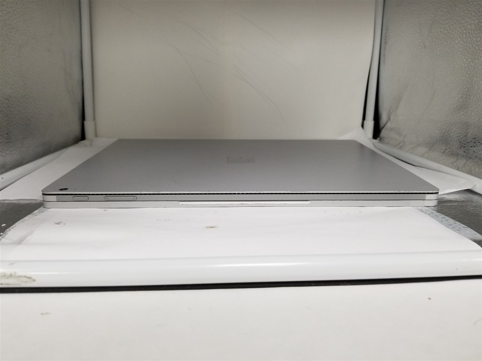 Microsoft Surface Book 2 Core i5 13.5″ 8GB/256GB Silver See Details VD6219