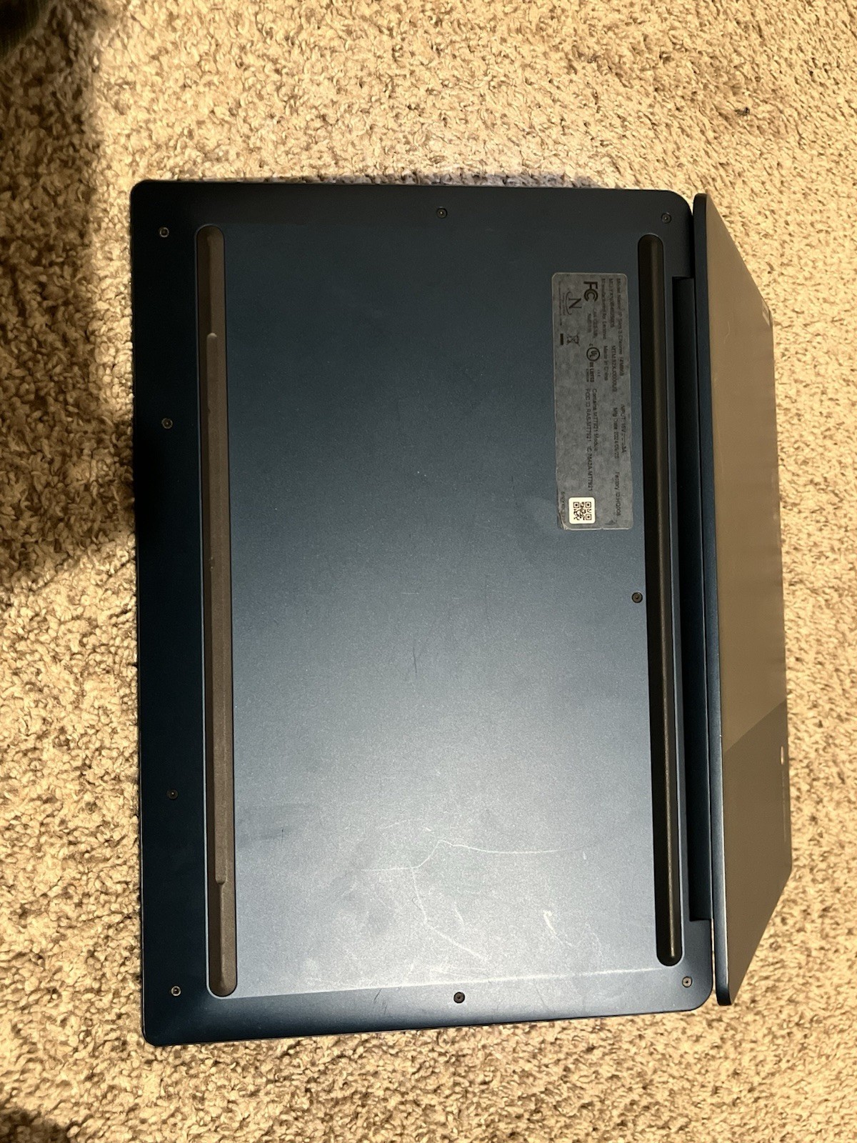 Lenovo Chromebook 14″ Blue Laptop Chrome OS Built-in Webcam Wi-Fi Microphone