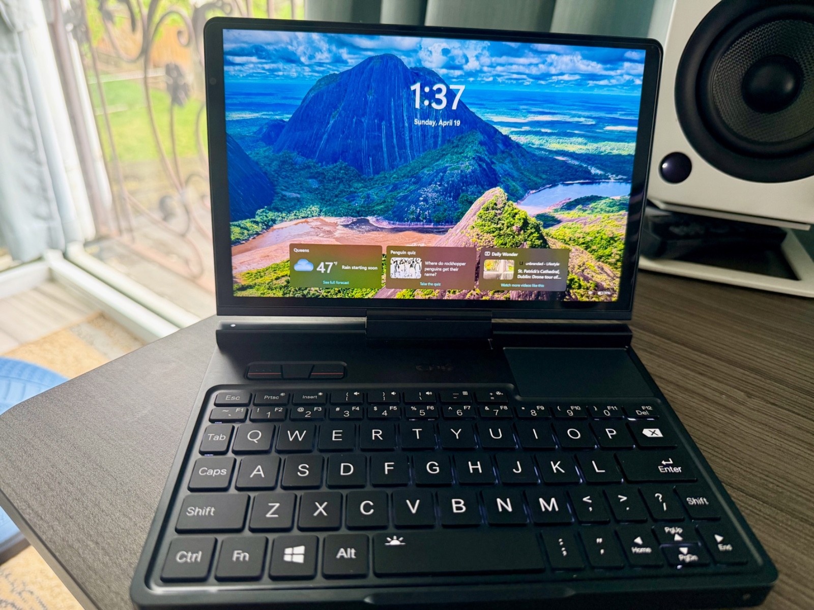 GPD Pocket 4 64GB RAM 2TB AMD Ryzen AI 9 HX370 4G LTE Max Spec RARE Powerful