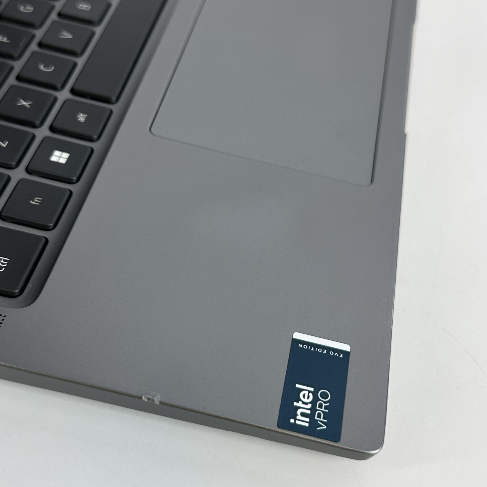 Dell Latitude 7450 14 Gray QHD+ TOUCH 3.8 GHz Ultra 7 165H 32GB 256GB SSD Fair
