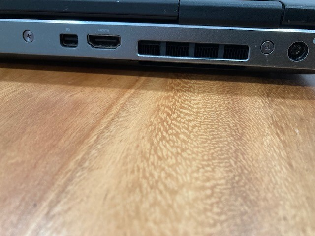 Dell Precision 7530 Workstation i7-8850 16GB RAM 512GB SSD Windows 11 Pro VR15