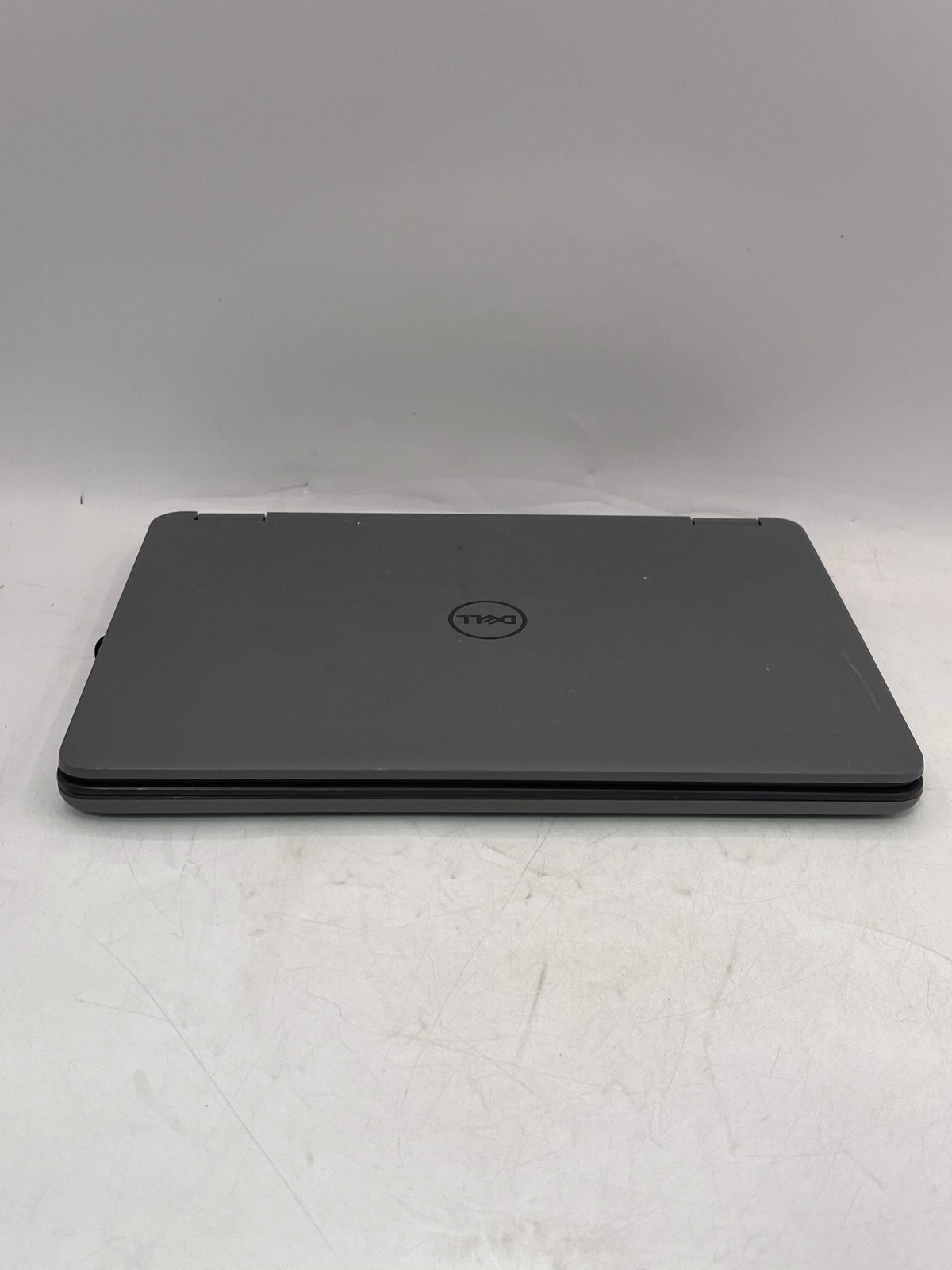 Dell Latitude 3410 Laptop Core i3 8th Gen 4GB 128GB Black Broken