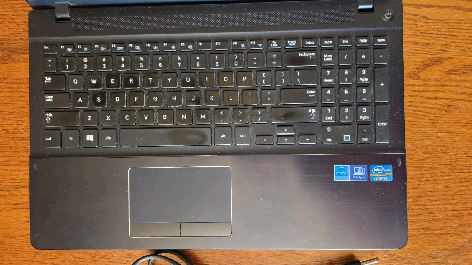 Samsung NP470R5E 15.6″ Laptop Intel Core i5-3230M @ 2.60 Ghz 6GB 750GB HDD W10