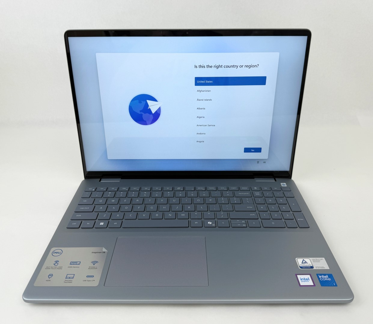 Dell Inspiron 5640 16″ 1920×1200 Touch Core 7 150U 32GB 1TB SSD W11H