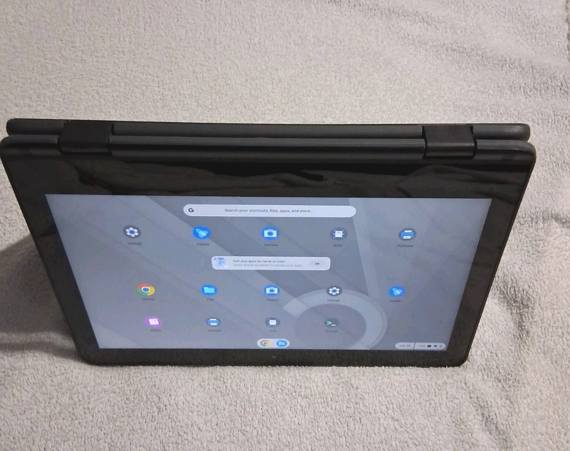 Lenovo 300e Black Chromebook 11.6″ Touchscreen 4GB Ram 32GB Storage HDMI Port