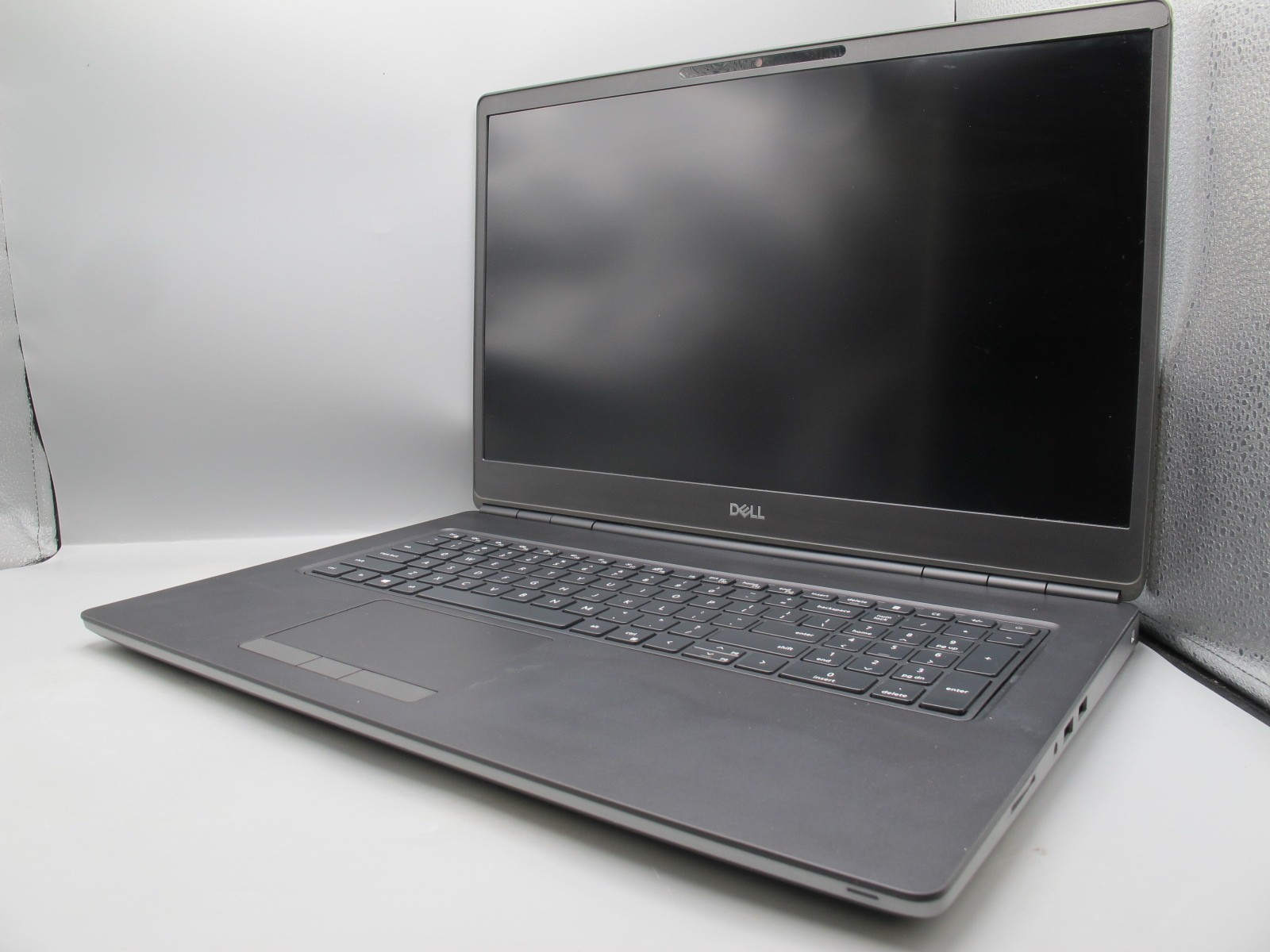 Dell Precision 7760 17″ UHD 4K i7-11850H 2.3GHz 64GB 512GB NVMe RTX A3000 + A/C