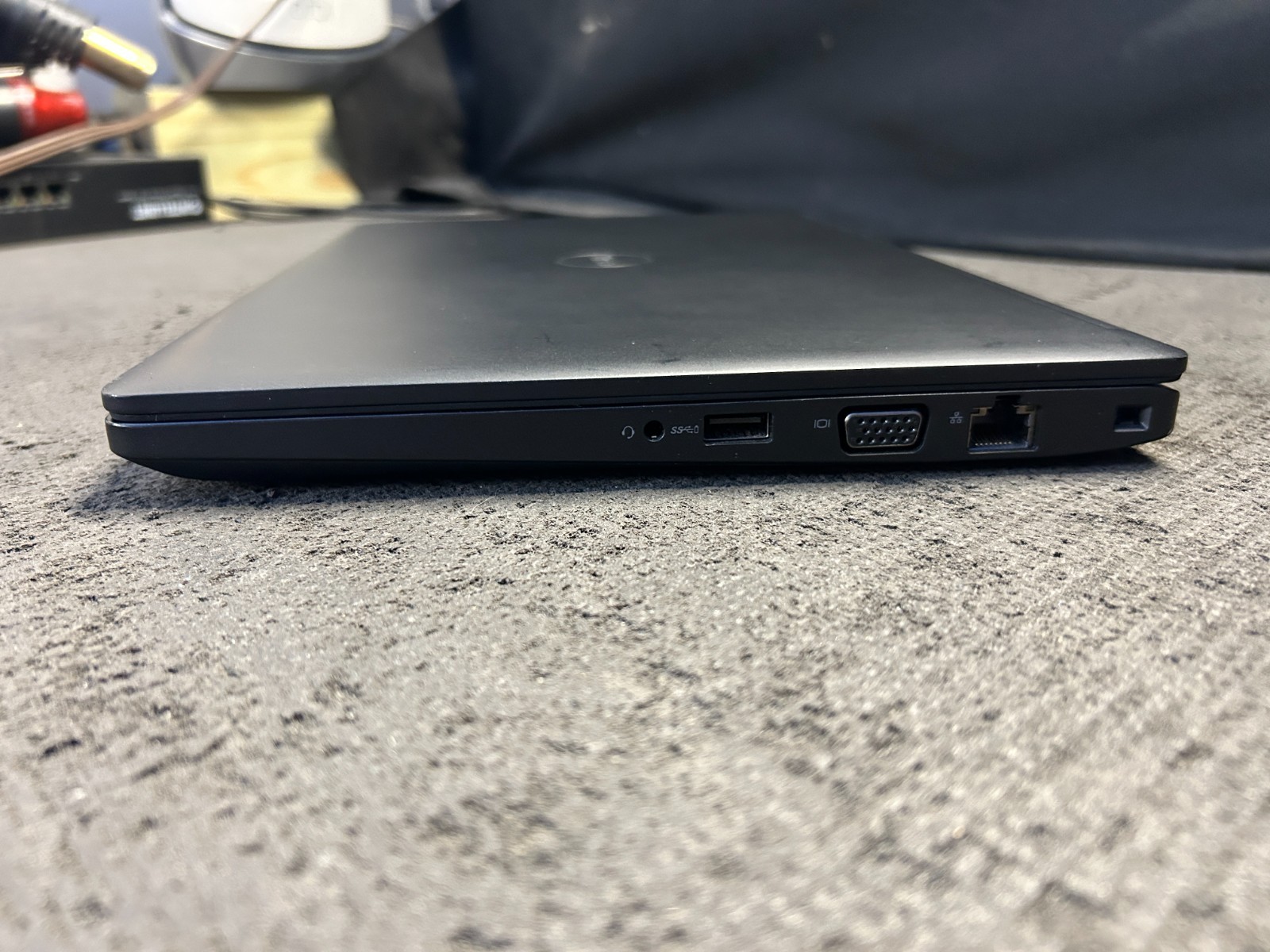 DELL LATITUDE 5290 12.5″ INTEL CORE i5-8250U 1.60GHZ 8GB RAM 256GB M.2 Laptop