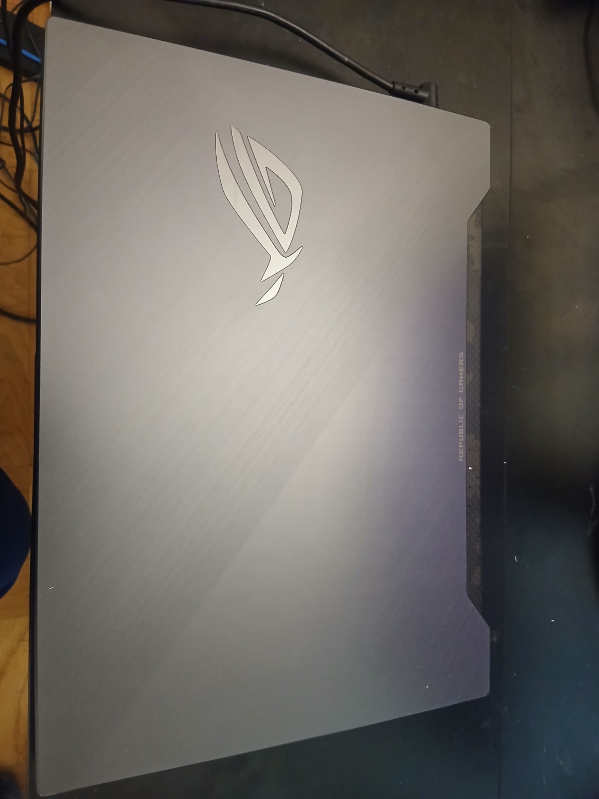 ASUS ROG Strix Scar II GL504GS 15.6” 144Hz i7-8750H GTX2070 32GB Ram 2TB HDD