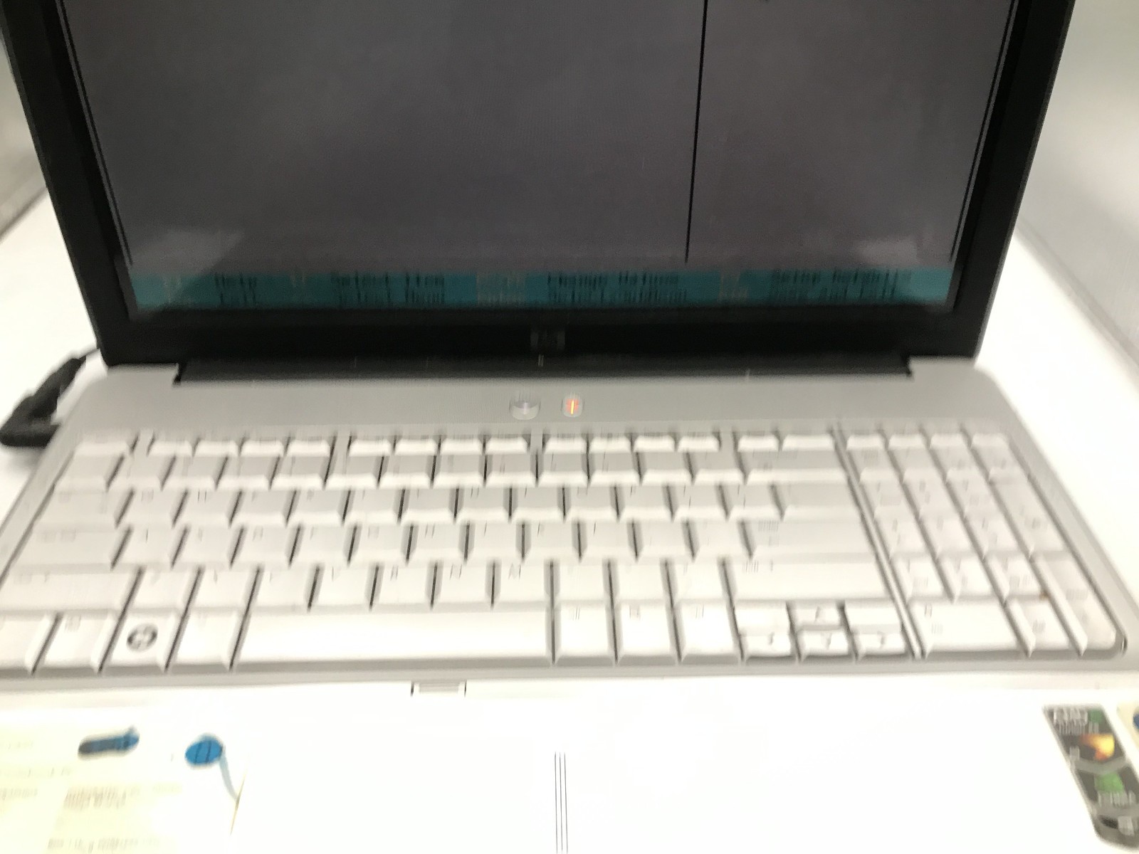 HP G60 117US – BOOTS TO BIOS – AMD TURION X2 – 2GB RAM – NO OS – READ DESC – BB!
