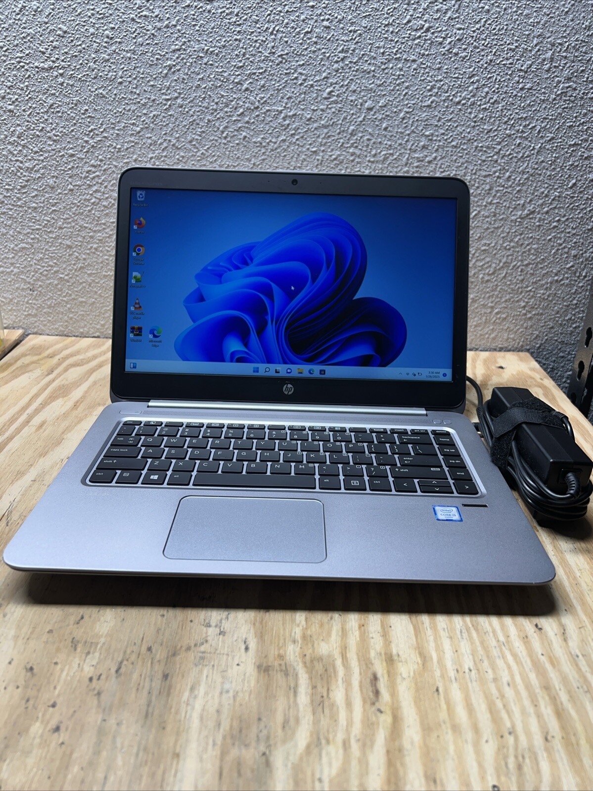 HP EliteBook Folio 1040 G3 Laptop i5-6200U @2.30GHz 8GB RAM 256GB SSD Win11Pro
