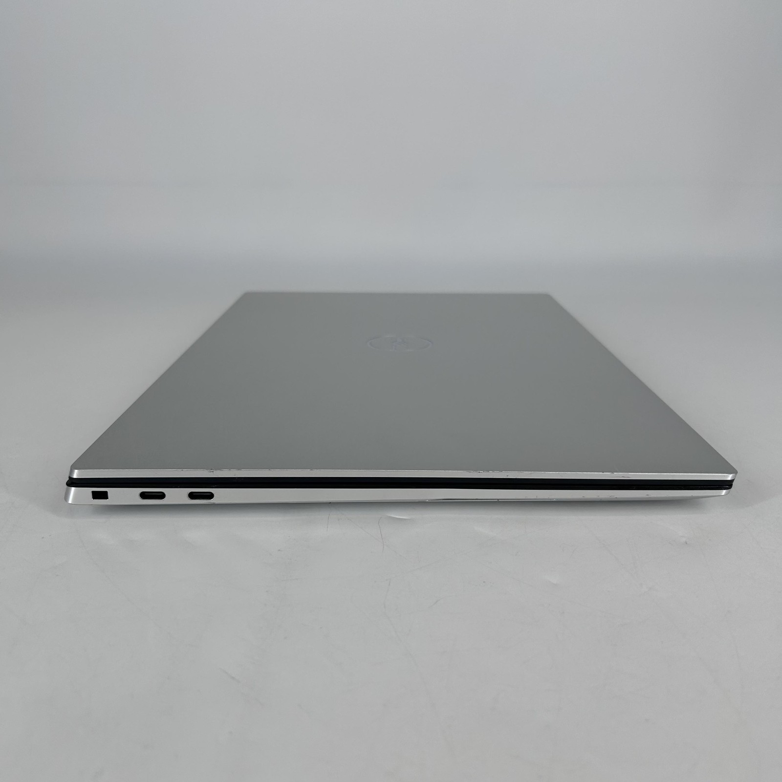 Dell XPS 15 9500 Silver FHD+ i7-10750H 2.60GHz 16GB 512GB SSD GTX 1650 Ti Good