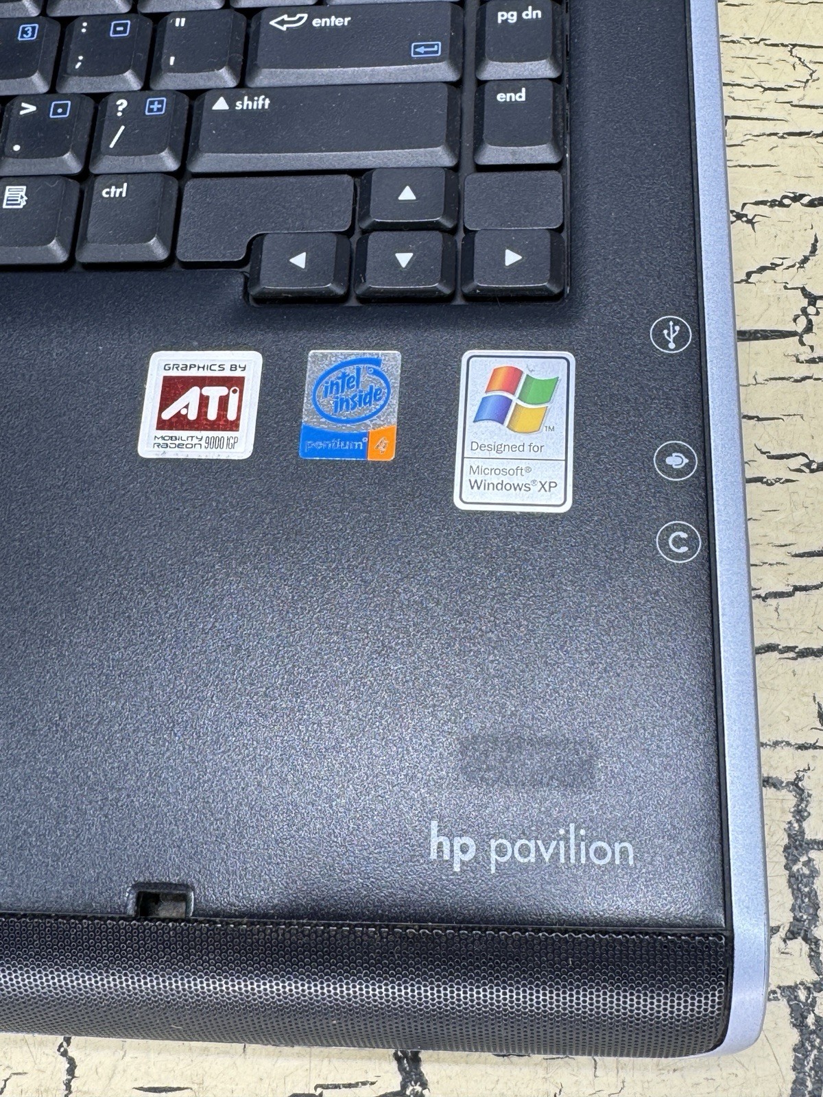 VTG Pavillion 2V5000 Laptop PC Computer Harman Kardon 4 Parts Repair Untested