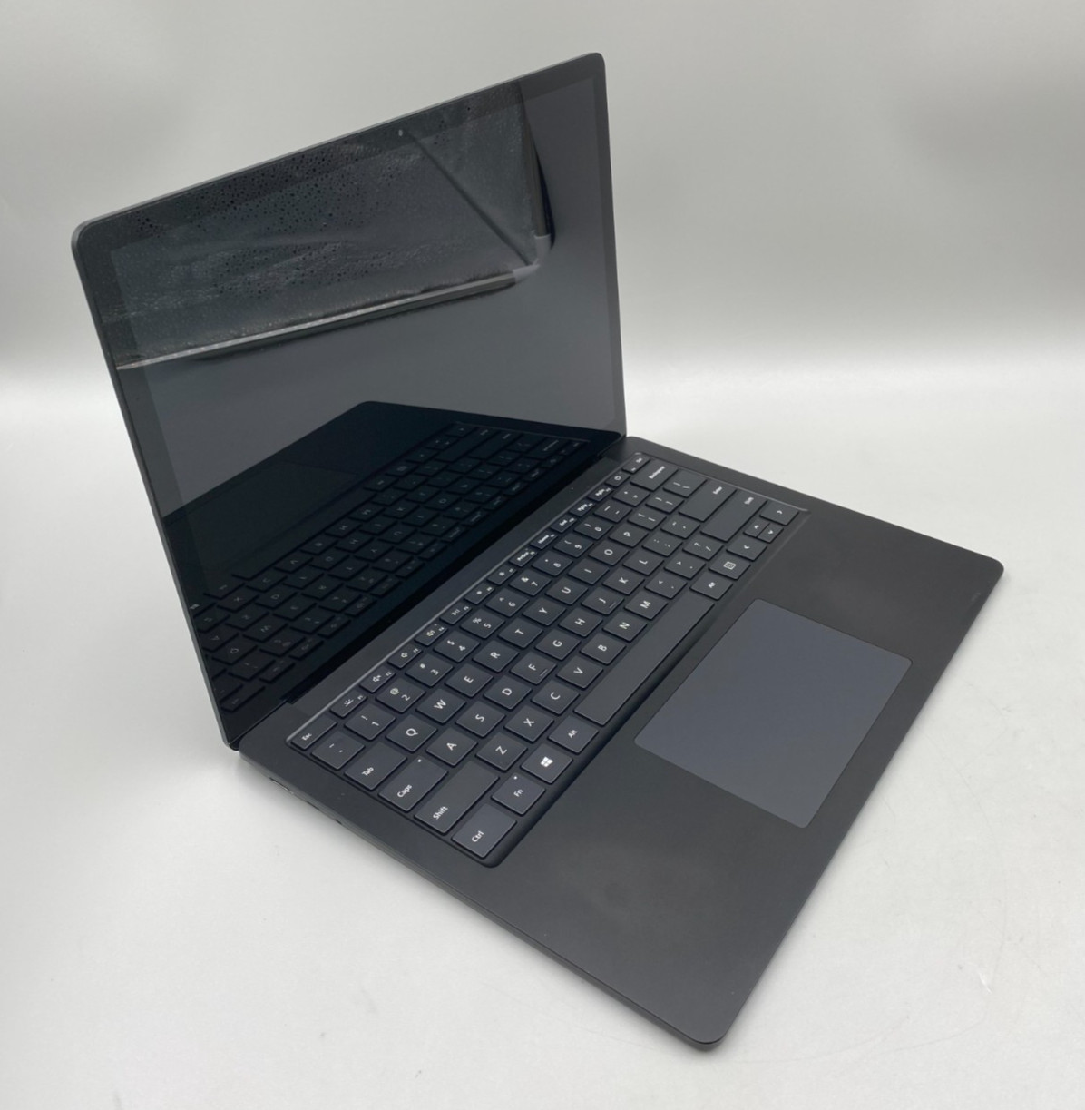 Microsoft Surface Laptop 3 1868 i5-1035G7 1.1GHz 8GB DDR4 256GB SSD Black C/READ