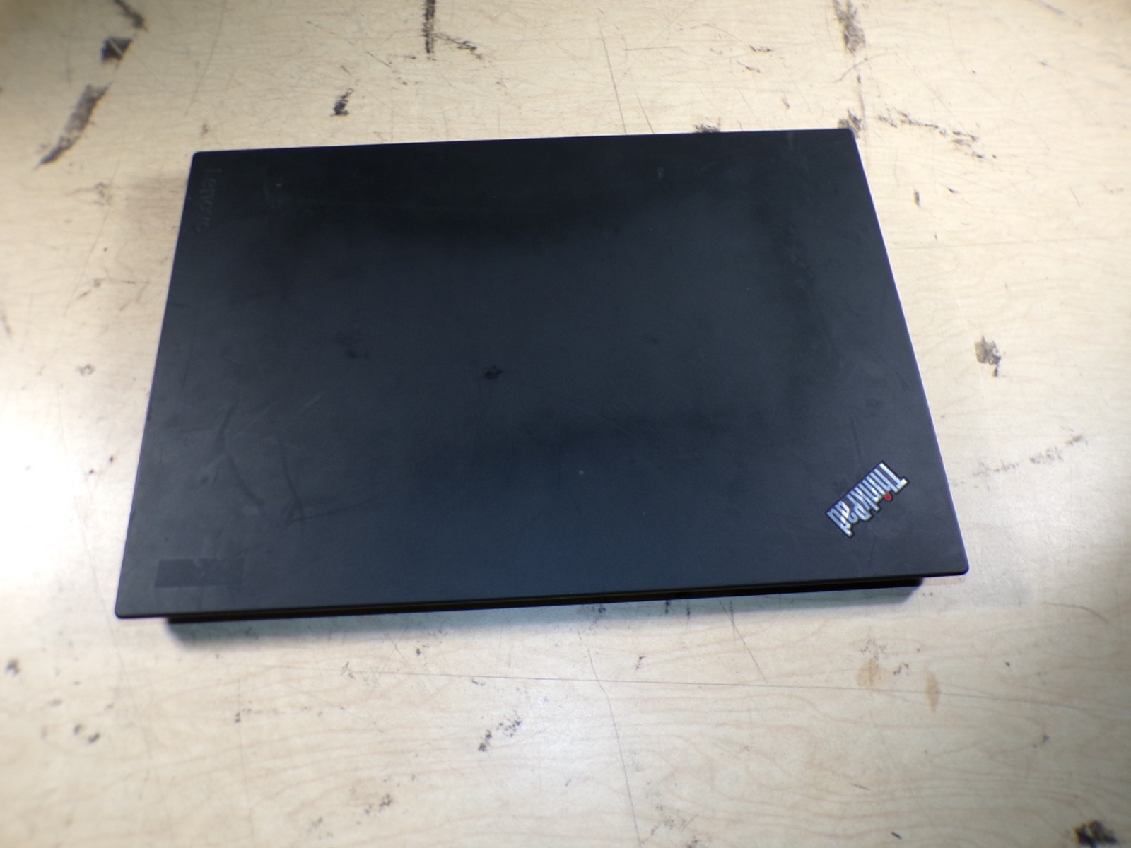 THINKPAD T570 INTEL CORE I7-7600U 2.80GHZ 8GB RAM **BIOS L0CKED **NO HD/ NO CADD
