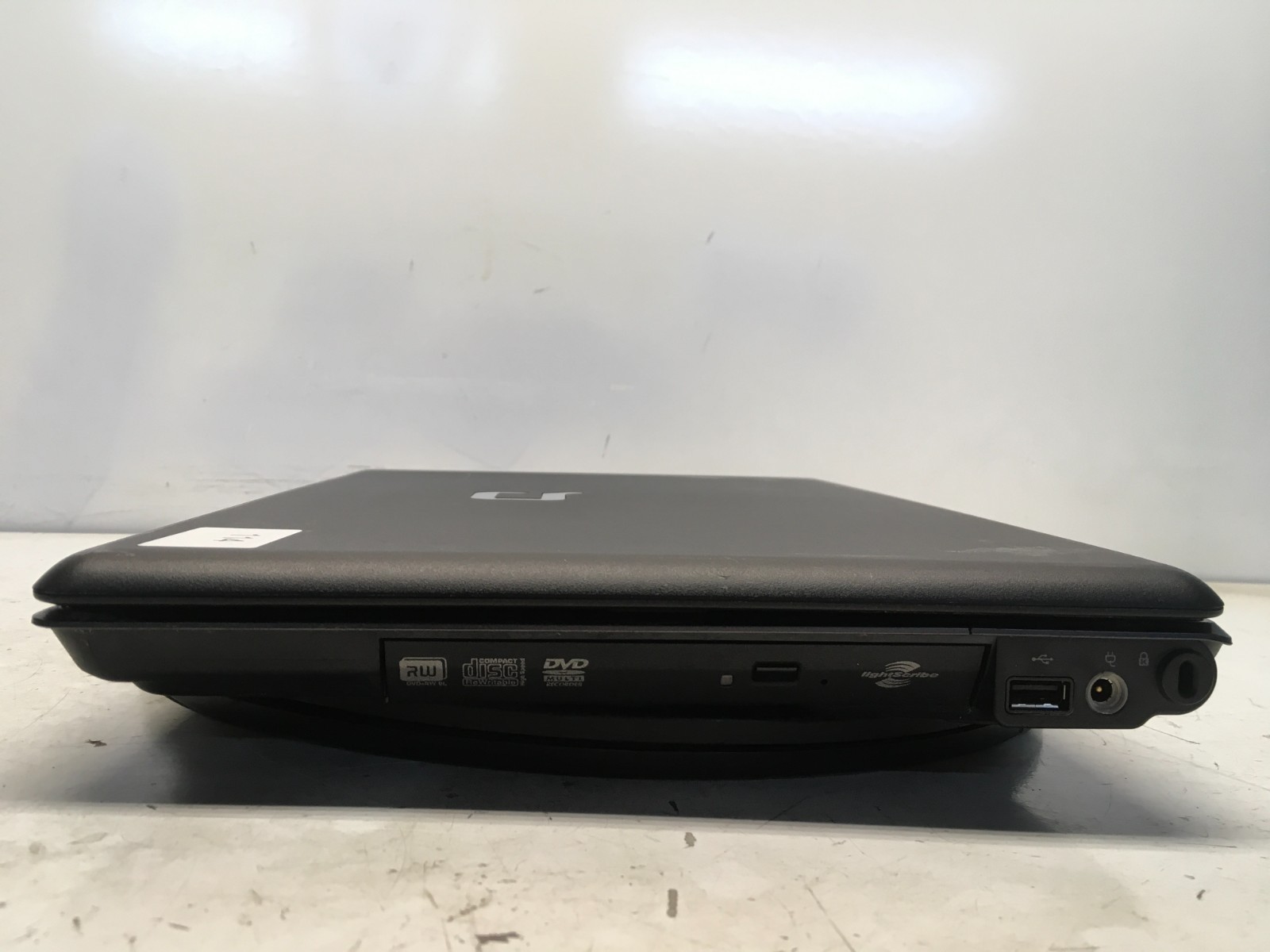 Compaq Presario F730US AMD Athlon 64 X2 TK-55 1800MHz 2 GB NO HDD