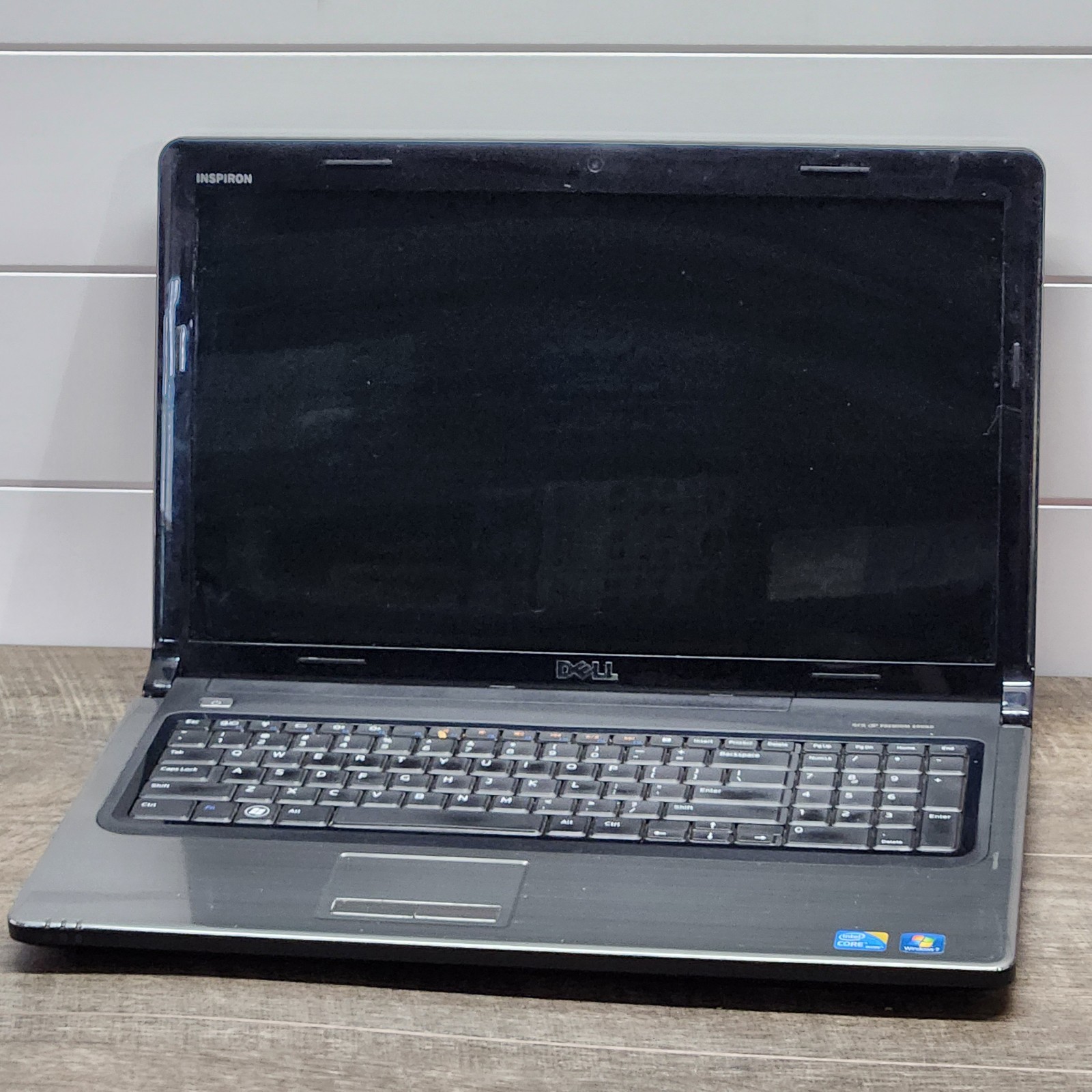 Dell Inspiron 1764 Core i5 2.27ghz Windows 7 Home Pro Web 17.3″