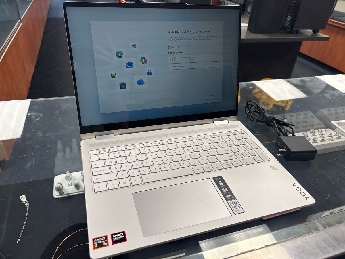 LENOVO YOGA 7 16AKP10 WIN 11 RYZEN 16GB RAM 2.0GHZ 512GD SSD LAPTOP (QUC027176)