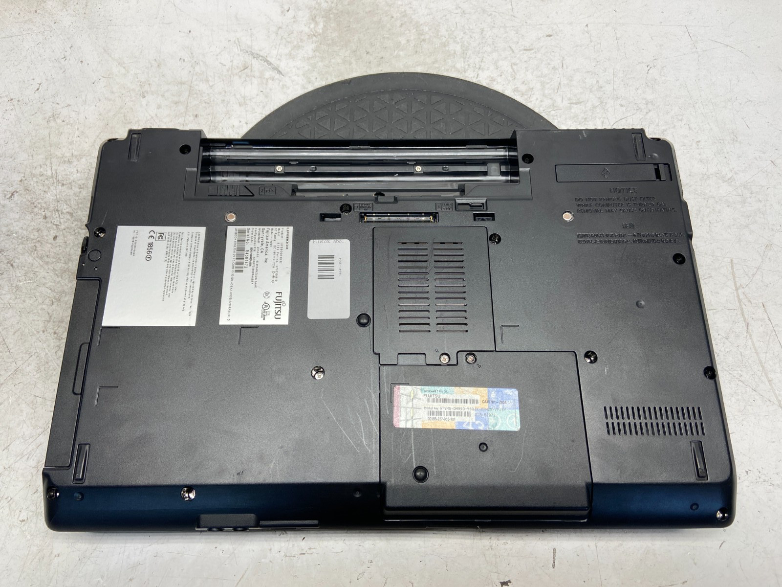 Fujitsu LifeBook E752 Intel i5-3340M 2.7GHz 4 GB NO HDD