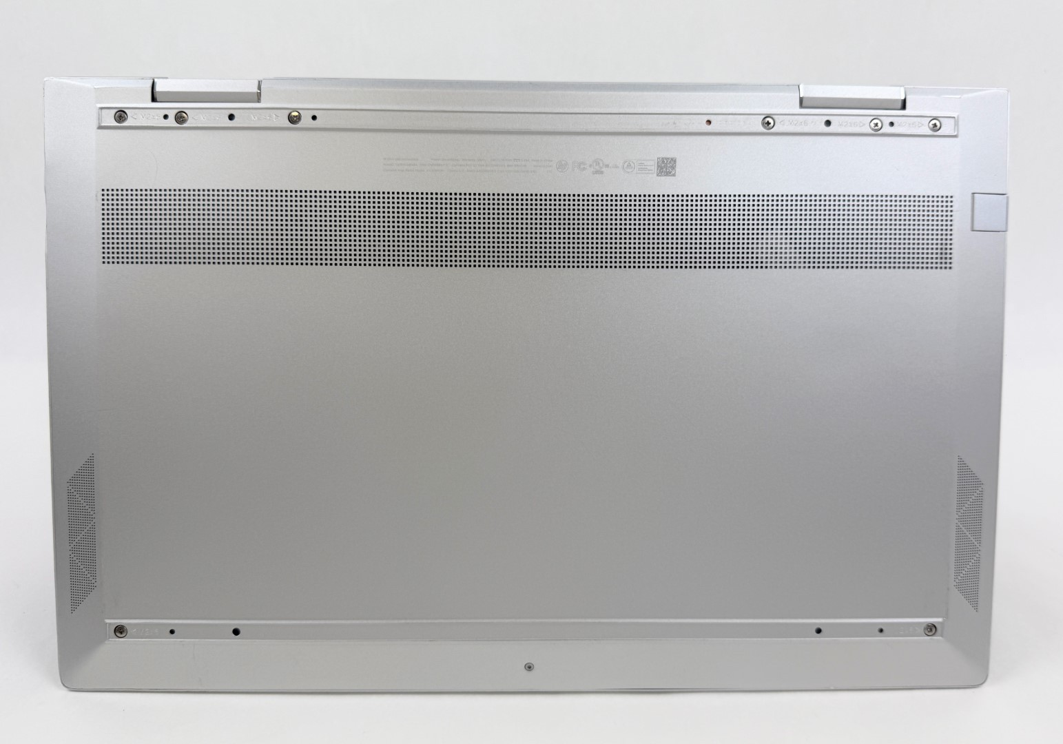 HP Envy x360 15m-ed0013dx 15.6″ Touch i5-1035G1 8GB 256GB SSD W11H 2in1 – Read