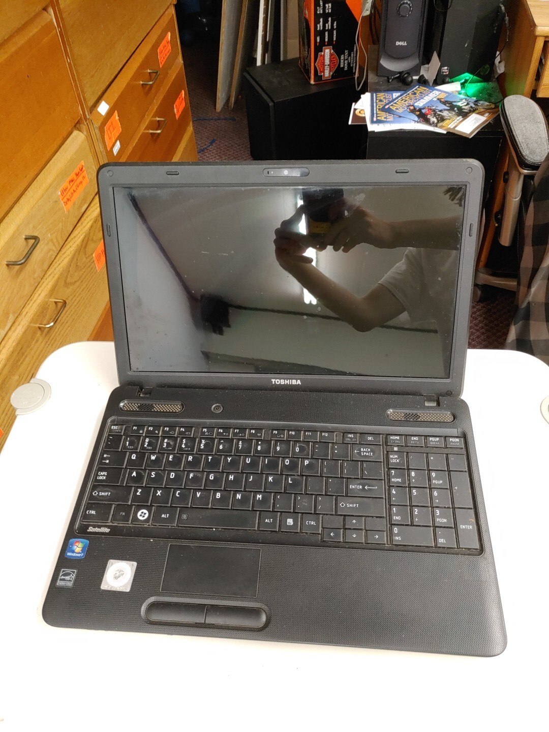843 – TOSHIBA Satellite C655D-S5200 – FOR PARTS / AS-IS