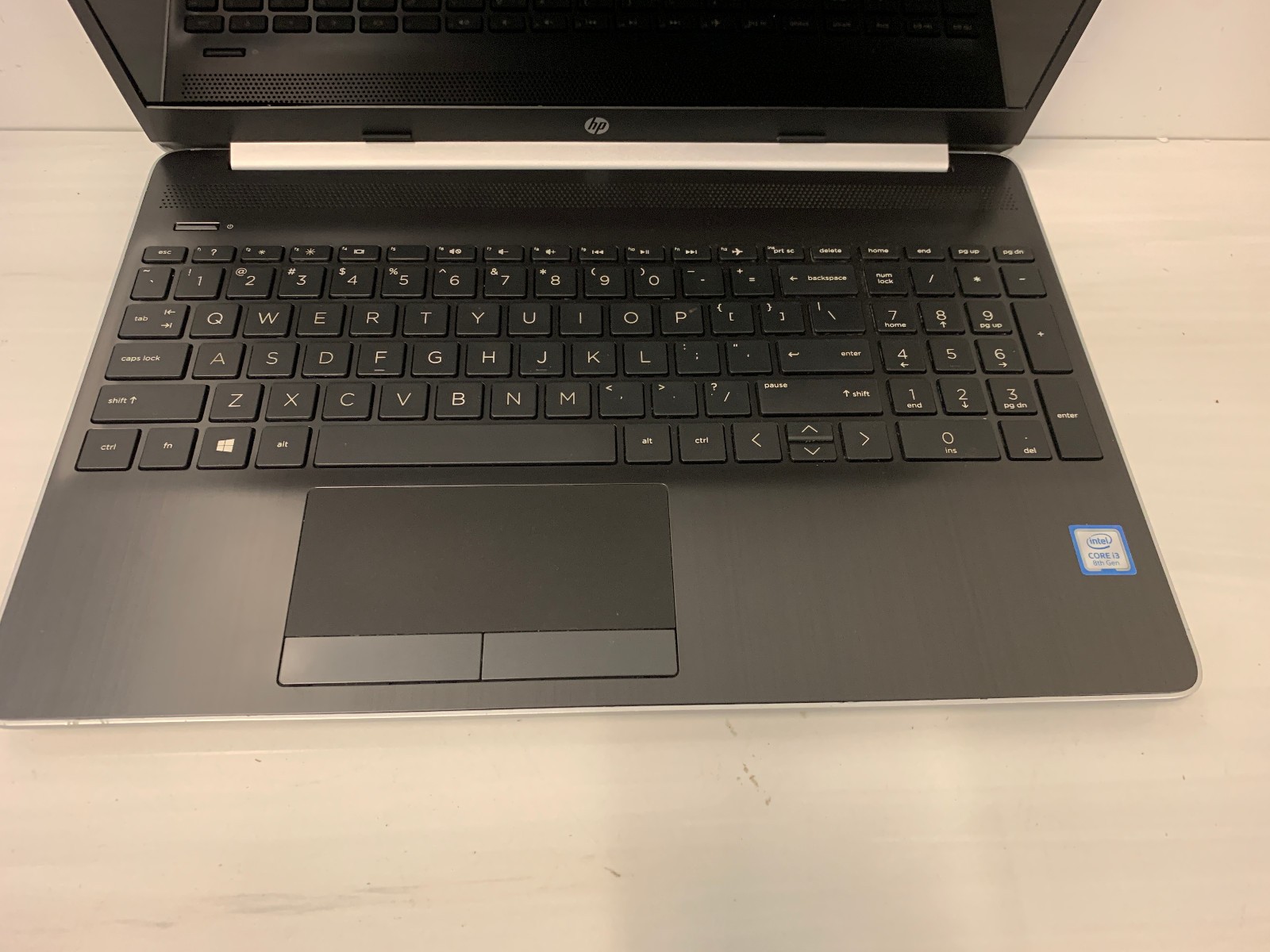 HP 15-dw0037wm 15.6″ Laptop Intel Core i3-8145U 2.10GHz 8GB RAM 256GB SSD Win11
