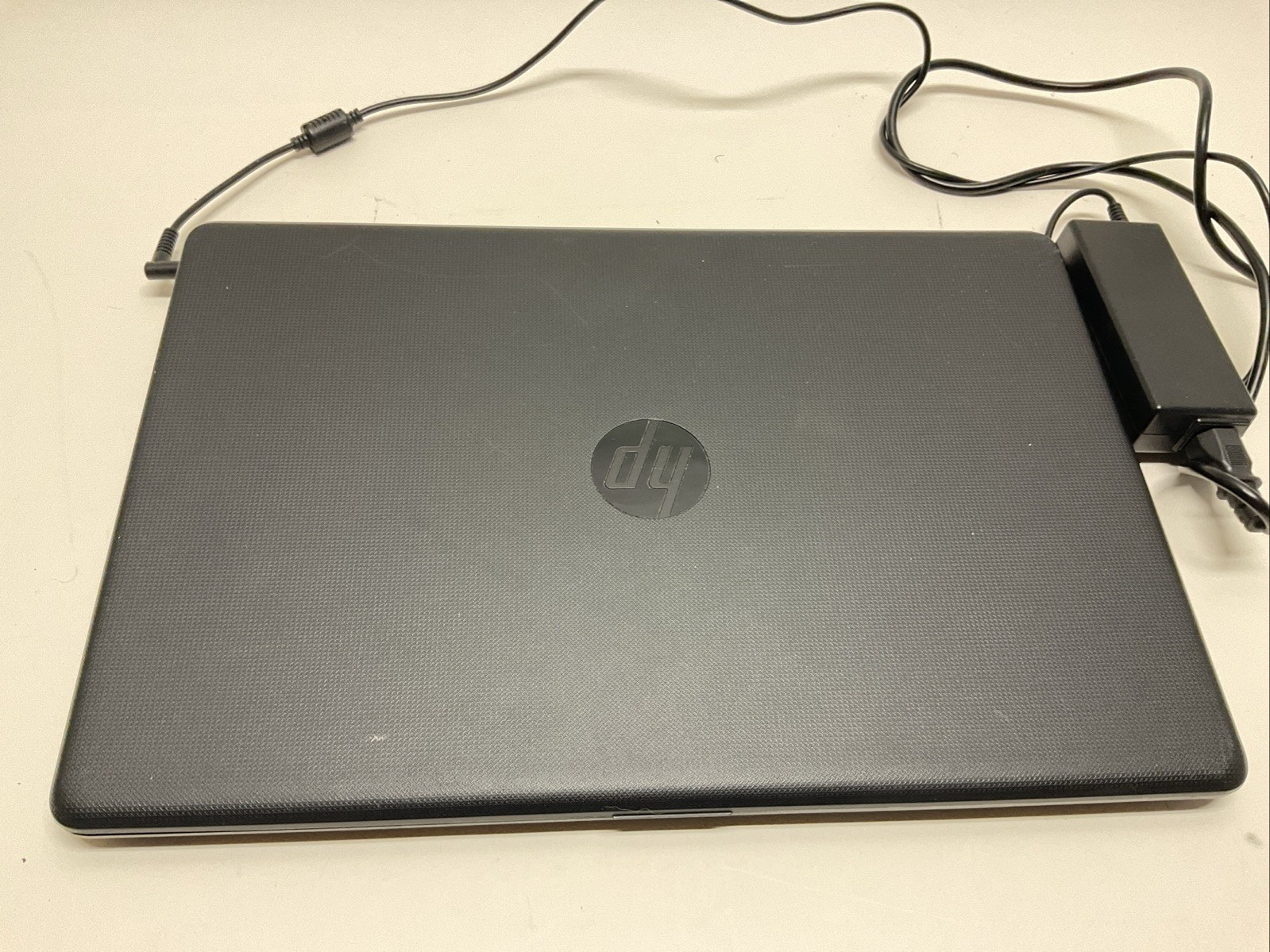 Laptop HP 17-Bs011dx CPU CORE I5-7200U 2.50GHZ HDD 500GB RAM 8GB Windows 11
